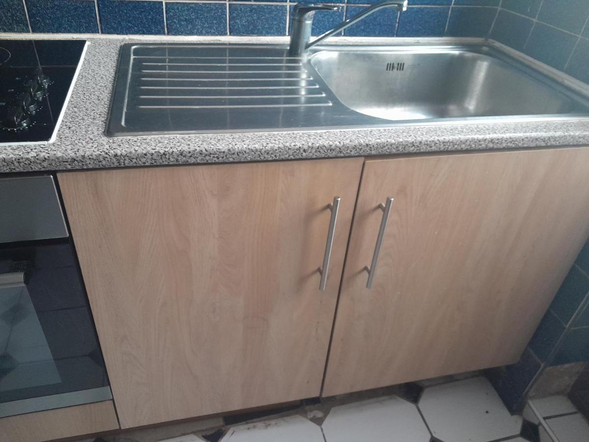 Lovely 1-Bed Studio In London Lejlighed Eksteriør billede