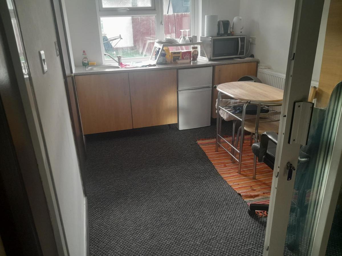 Lovely 1-Bed Studio In London Lejlighed Eksteriør billede