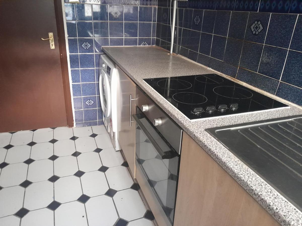 Lovely 1-Bed Studio In London Lejlighed Eksteriør billede